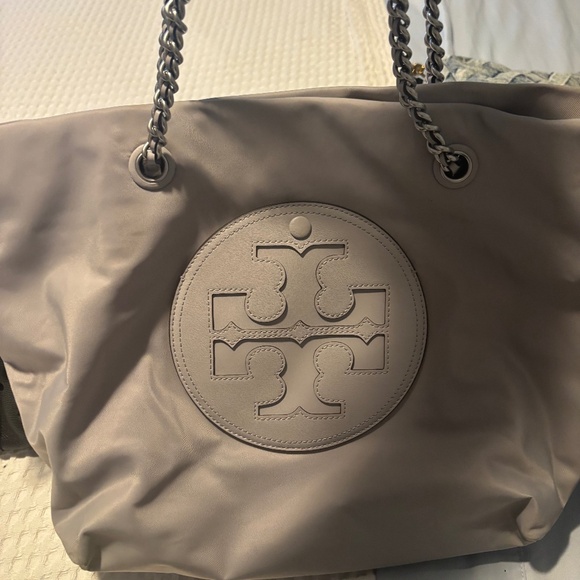 Tote - Picture 1 of 1